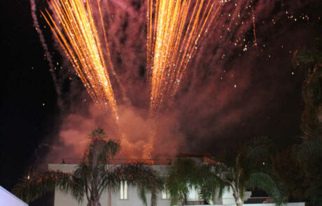 FUOCHI D’ARTIFICIO PROTAGONISTI SULLE NOTE DI ULTIMO